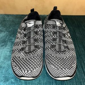 Skechers Air Cooled Memory Foam